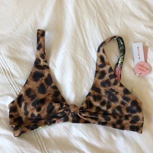 Reversible Drew Knot Bikini Top in Jungle 👙NWOT